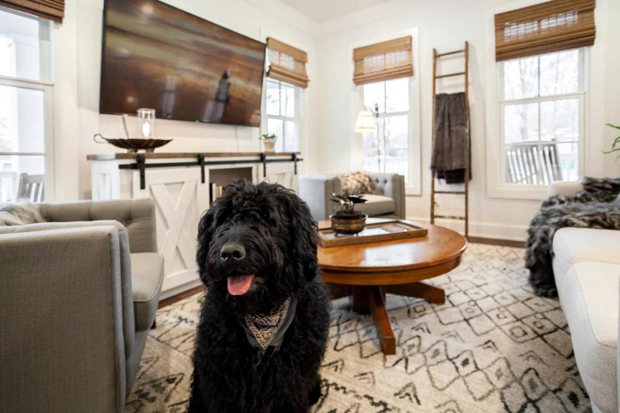 The Sofay Farmhouse - 1 Mile From U Of A - Luxury Amenities Fayetteville Kültér fotó