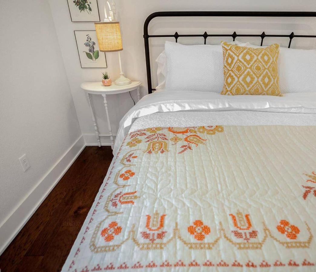 The Sofay Farmhouse - 1 Mile From U Of A - Luxury Amenities Fayetteville Kültér fotó